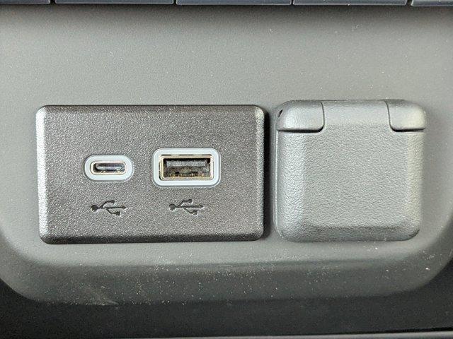 2025 Chevrolet Silverado 2500 HD Vehicle Photo in BRUNSWICK, GA 31525-1881