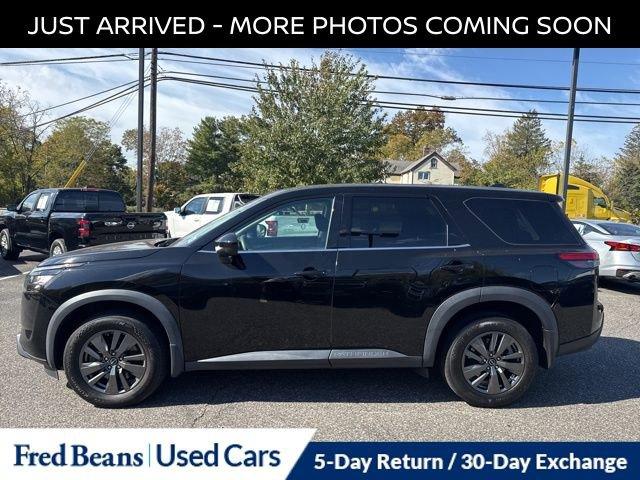 2023 Nissan Pathfinder Vehicle Photo in Flemington, NJ 08822
