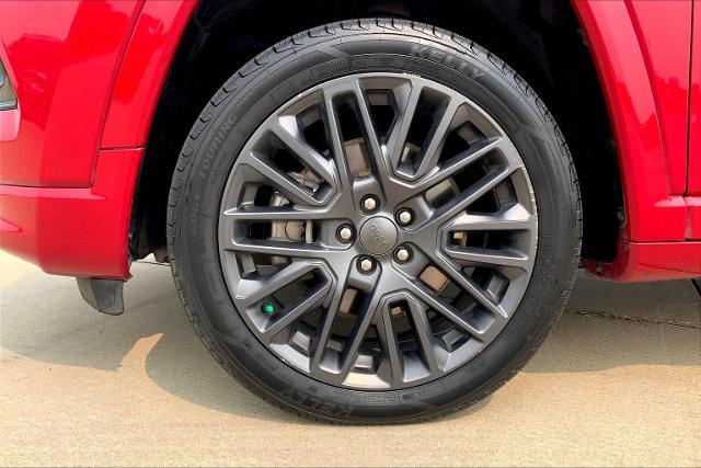 2023 Jeep Compass Vehicle Photo in TOPEKA, KS 66609-0000