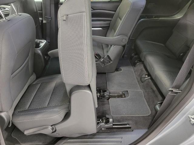 2025 Chevrolet Traverse Vehicle Photo in NEENAH, WI 54956-2243