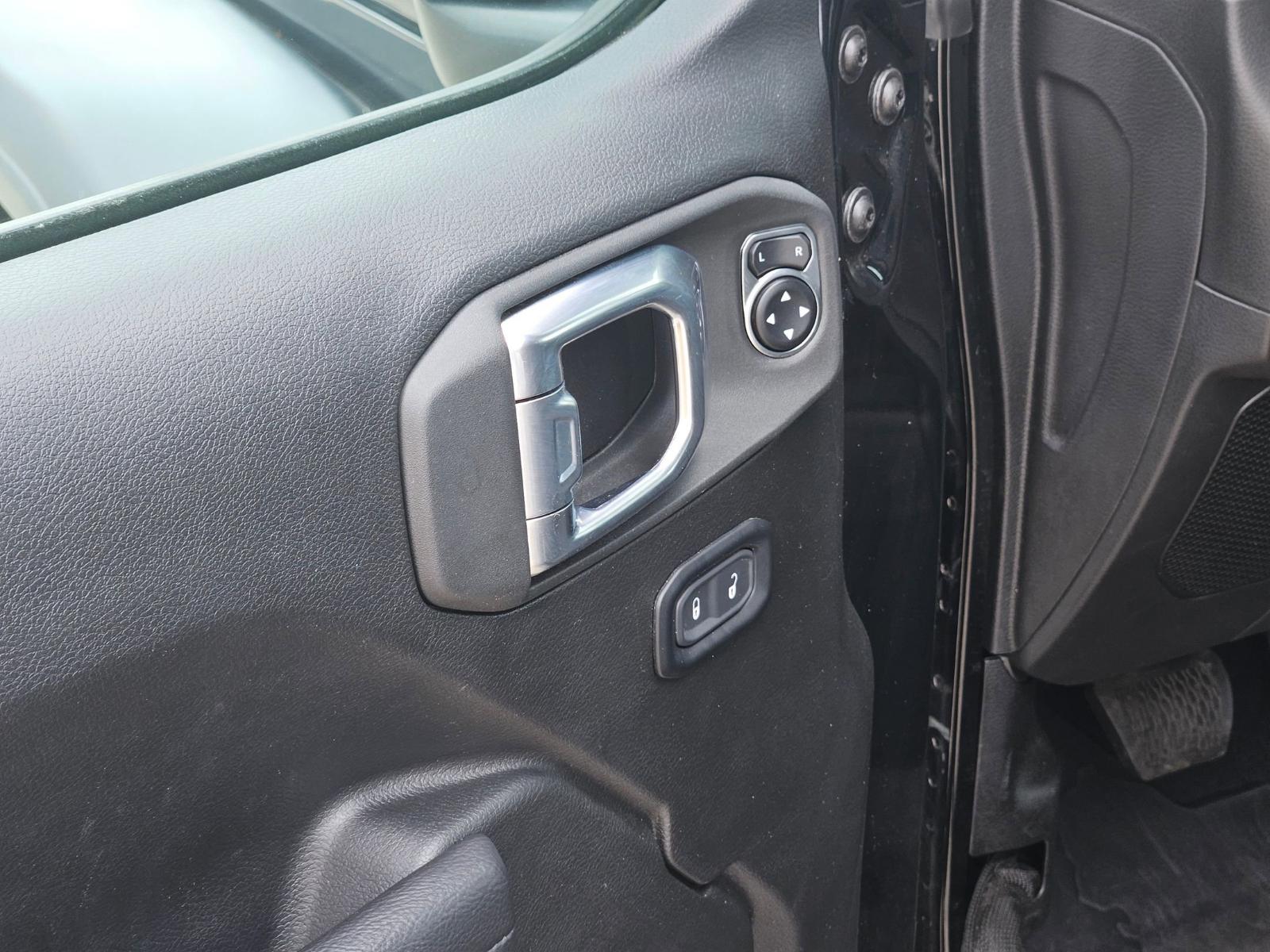 2024 Jeep Wrangler Vehicle Photo in Seguin, TX 78155