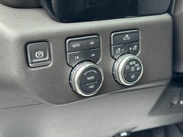 2024 GMC Sierra 1500 Vehicle Photo in COLUMBIA, MO 65203-3903