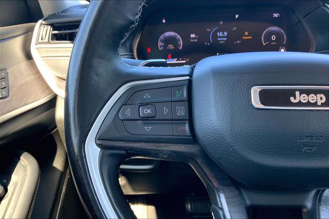 2022 Jeep Grand Cherokee Vehicle Photo in TOPEKA, KS 66609-0000