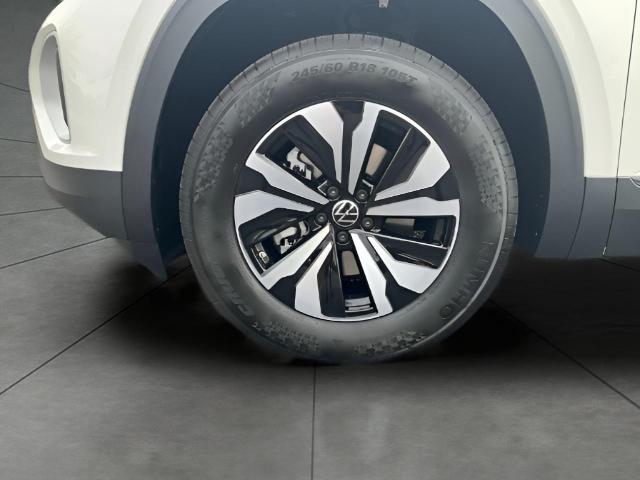 2026 Volkswagen Atlas Vehicle Photo in Oshkosh, WI 54904