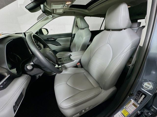 2021 Toyota Highlander Vehicle Photo in Flemington, NJ 08822
