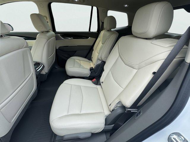2025 Cadillac XT6 Vehicle Photo in LEOMINSTER, MA 01453-2952