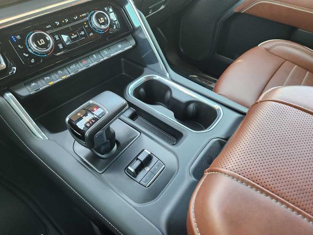 2024 GMC Sierra 1500 Vehicle Photo in DENTON, TX 76210-9321