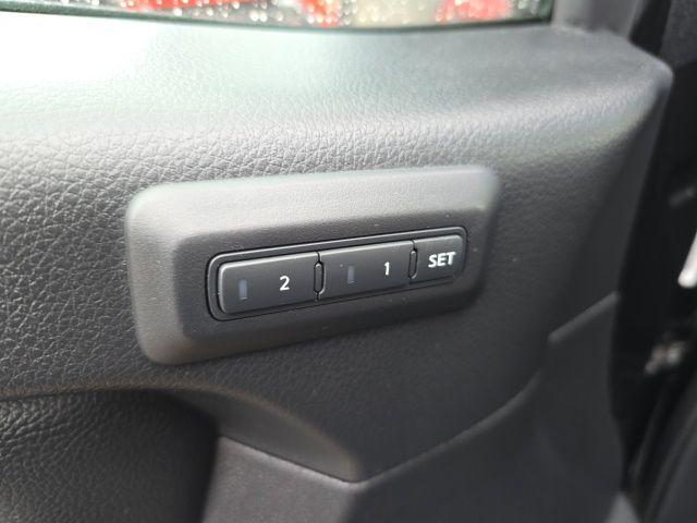 2021 Nissan Titan Vehicle Photo in Pleasant Hills, PA 15236