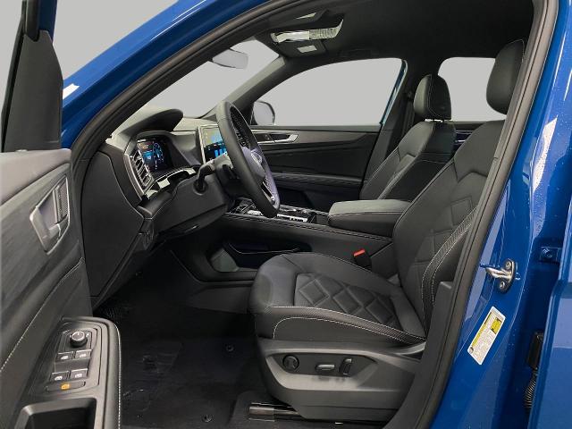 2025 Volkswagen Atlas Cross Sport Vehicle Photo in Appleton, WI 54913