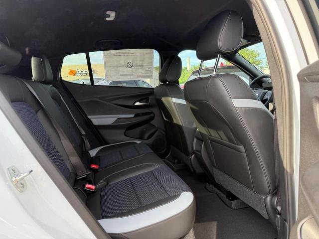 2025 Buick Envista Vehicle Photo in COLUMBIA, MO 65203-3903