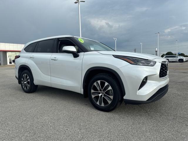 2022 Toyota Highlander Vehicle Photo in Jonesboro, AR 72404