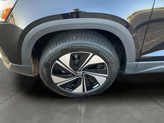 2025 Volkswagen Taos Vehicle Photo in Oshkosh, WI 54904