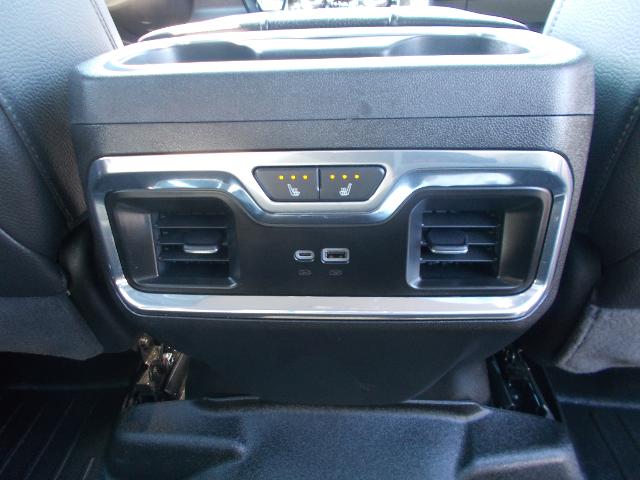 2024 GMC Sierra 1500 Vehicle Photo in LOWELL, MA 01852-4336