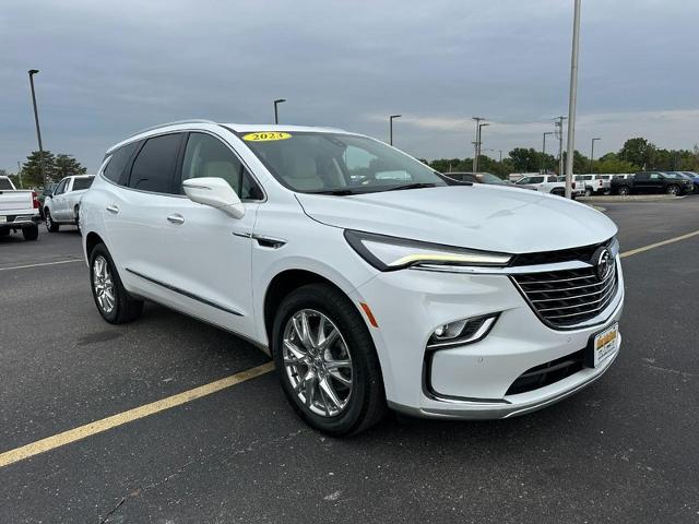 2023 Buick Enclave Vehicle Photo in COLUMBIA, MO 65203-3903
