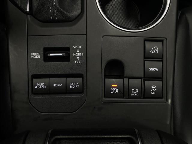 2024 Toyota Highlander Vehicle Photo in Appleton, WI 54913