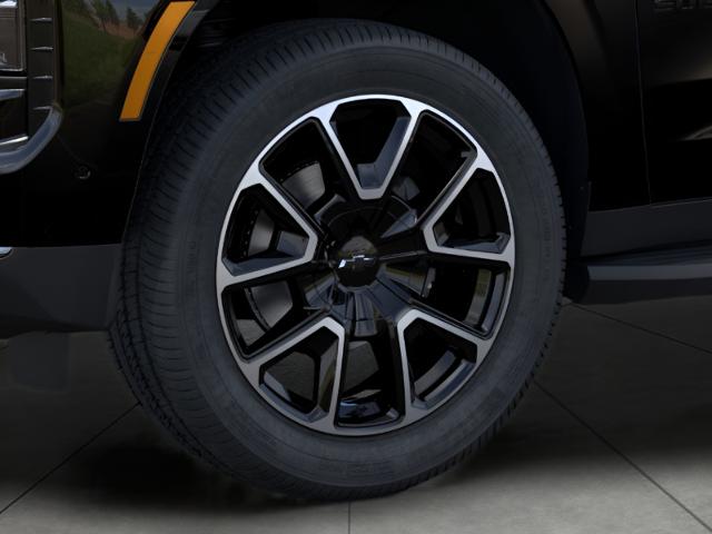 2025 Chevrolet Suburban Vehicle Photo in NEENAH, WI 54956-2243