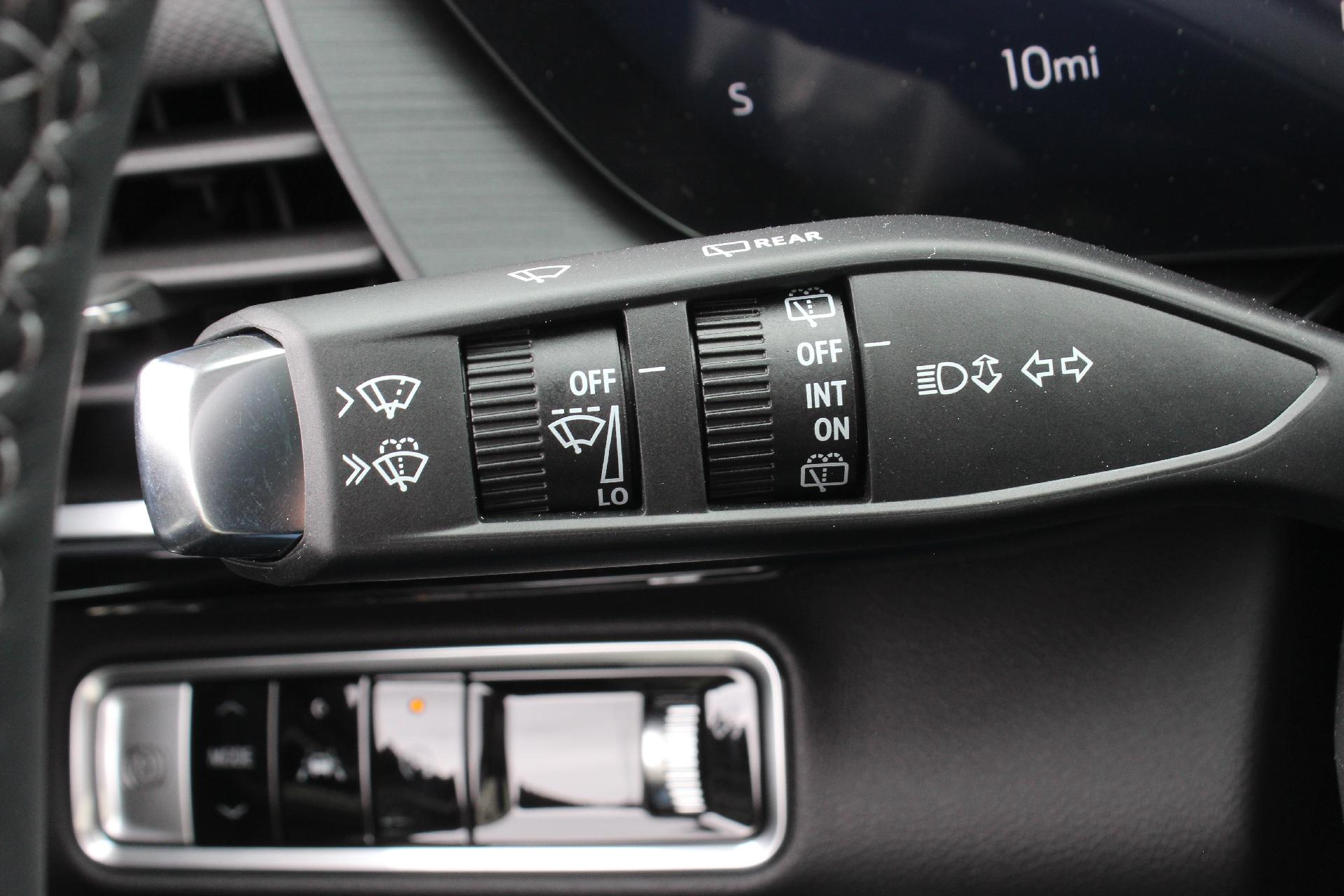 2025 Buick Envision Vehicle Photo in AURORA, CO 80012-4011