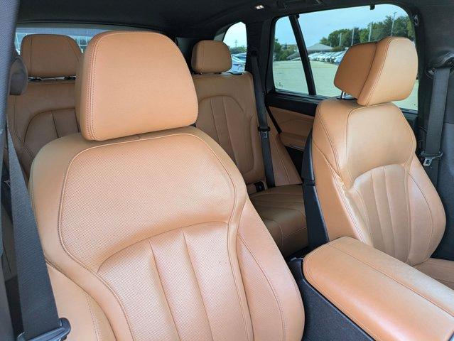 2022 BMW X5 sDrive40i Vehicle Photo in San Antonio, TX 78209
