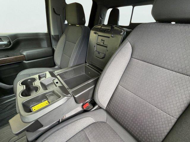 2021 GMC Sierra 1500 Vehicle Photo in LEOMINSTER, MA 01453-2952