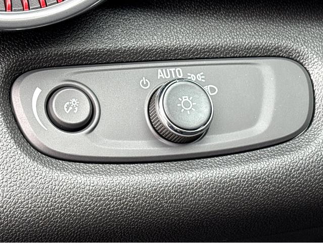 2026 Chevrolet Trax Vehicle Photo in SAVANNAH, GA 31406-4513