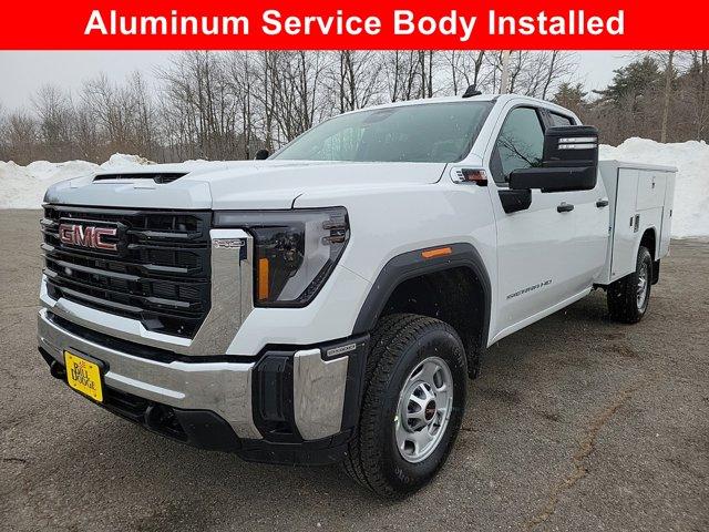 2025 GMC Sierra 2500 HD Vehicle Photo in Westbrook, ME 04092
