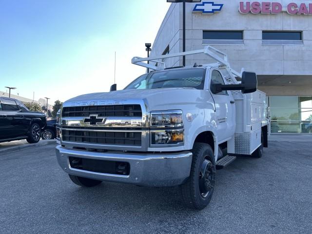 2023 Chevrolet Silverado Chassis Cab Vehicle Photo in CITY OF INDUSTRY, CA 91748-1512