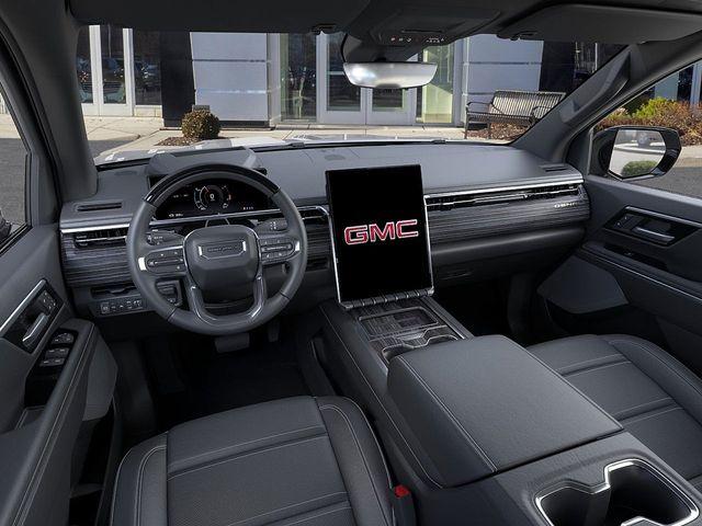 2025 GMC Sierra EV Vehicle Photo in DANBURY, CT 06810-5034