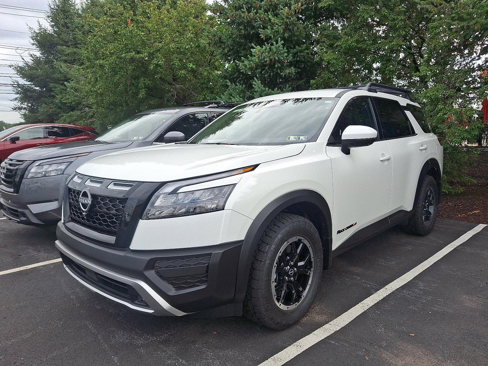 2025 Nissan Pathfinder Vehicle Photo in Harrisburg, PA 17111-1033