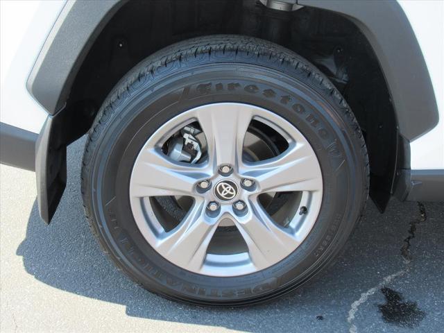 2024 Toyota RAV4 Vehicle Photo in LEESBURG, FL 34788-4022