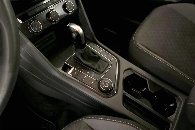 2021 Volkswagen Tiguan Vehicle Photo in Lees Summit, MO 64086