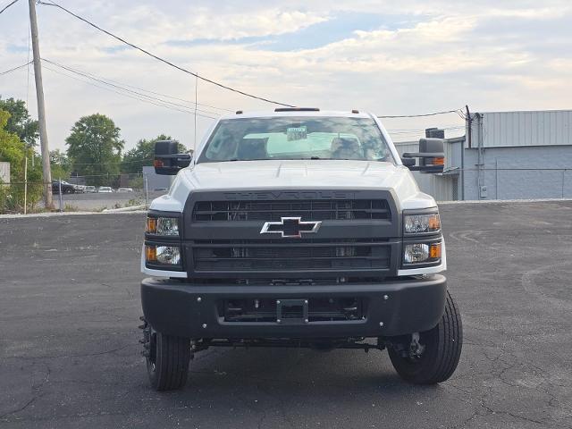 2024 Chevrolet Silverado Chassis Cab Vehicle Photo in INDEPENDENCE, MO 64055-1314