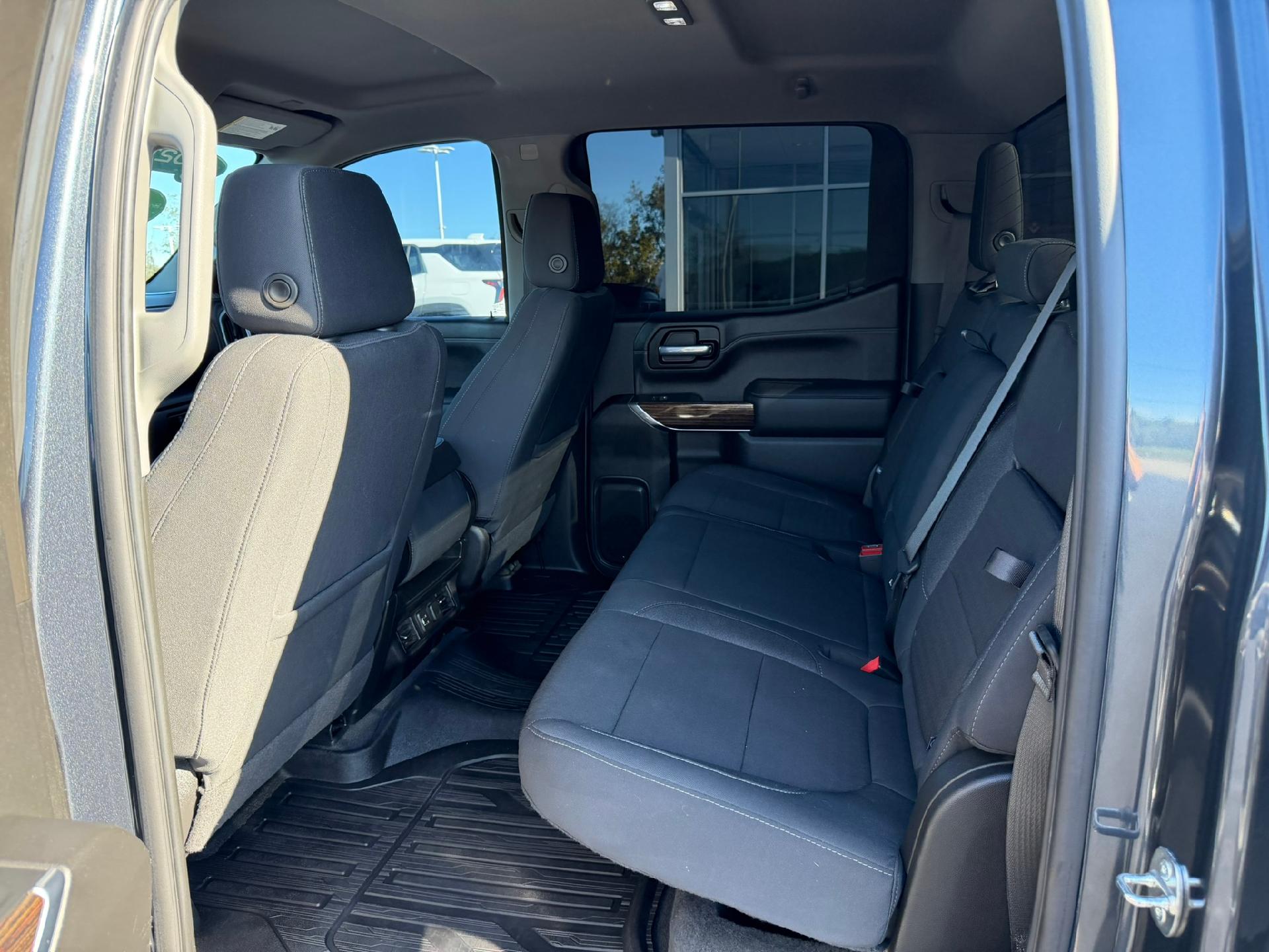2021 GMC Sierra 1500 photo 17 of 32