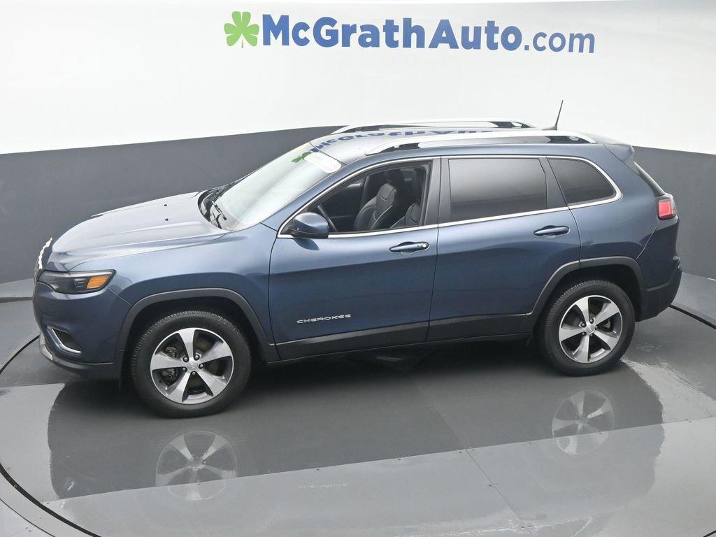2020 Jeep Cherokee Vehicle Photo in Cedar Rapids, IA 52402