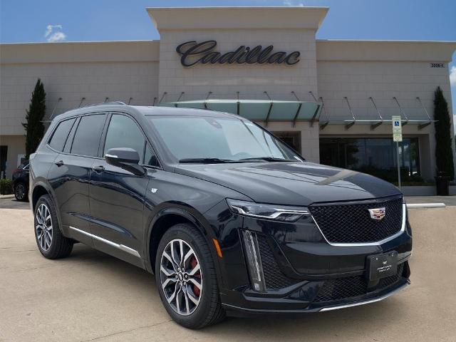 2025 Cadillac XT6 Vehicle Photo in Denton, TX 76205