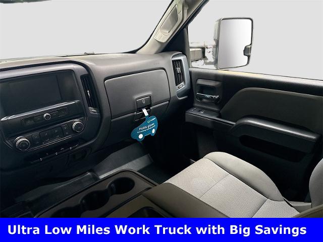 2019 GMC Sierra 3500 HD Vehicle Photo in EVERETT, WA 98203-5662