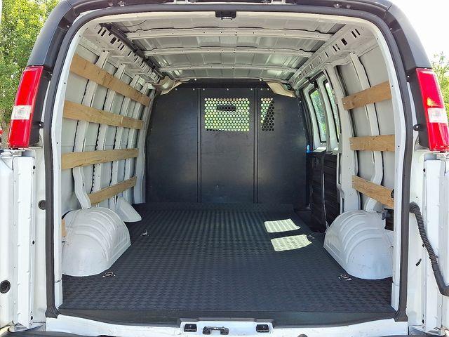 2023 Chevrolet Express Cargo 2500 Vehicle Photo in DANBURY, CT 06810-5034
