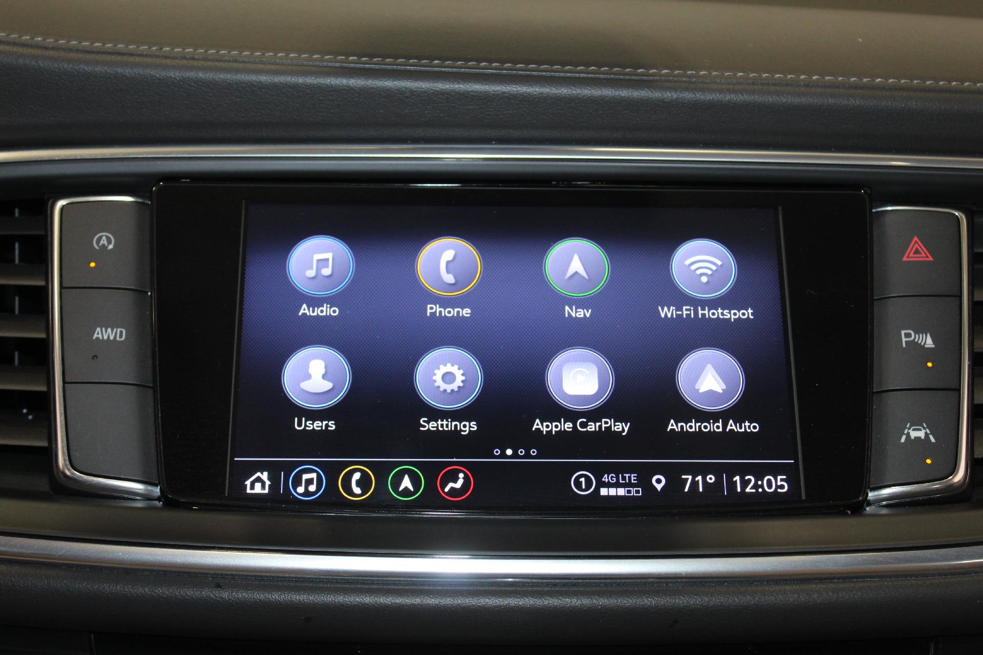 2022 Buick Enclave Vehicle Photo in NORTHAMPTON, MA 01060-1120