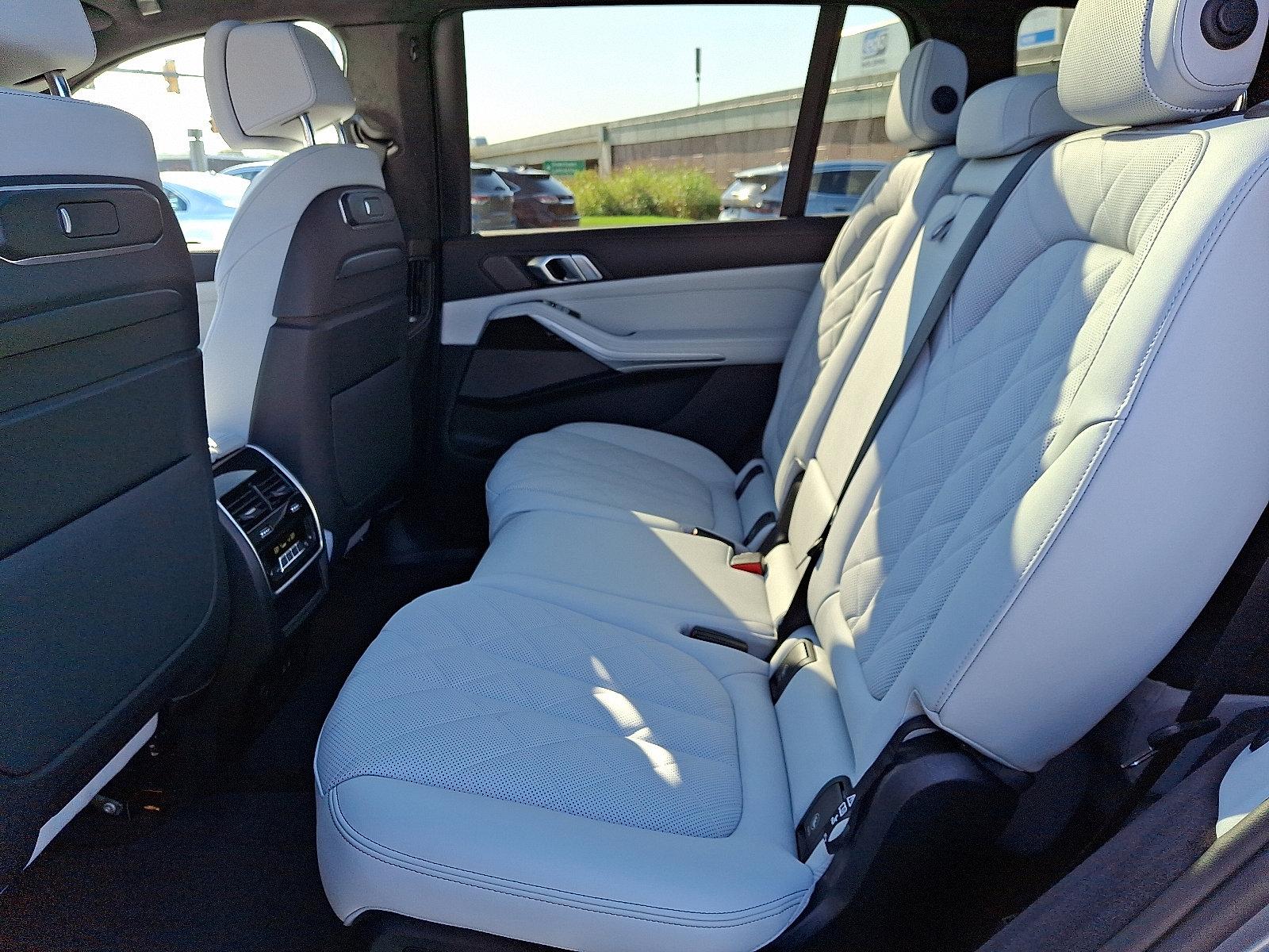 2025 BMW X7 xDrive40i Vehicle Photo in Lancaster, PA 17601