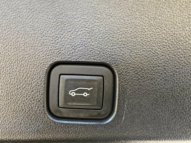 2025 GMC Acadia Vehicle Photo in LEOMINSTER, MA 01453-2952