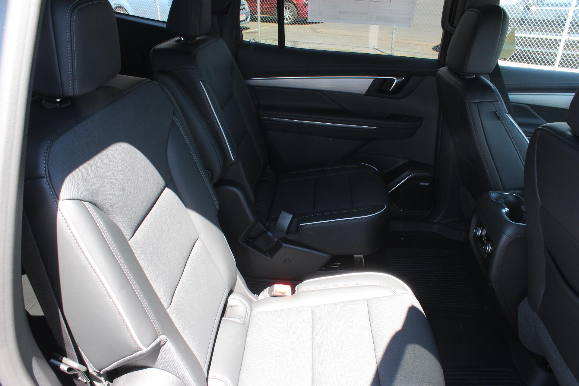 2026 Buick Enclave Vehicle Photo in AURORA, CO 80012-4011