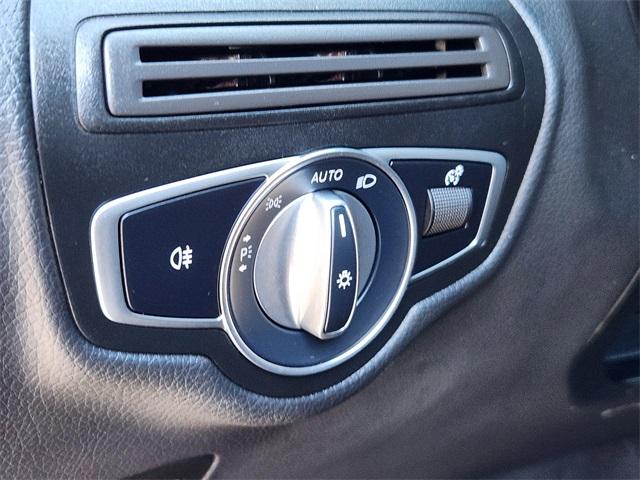 2022 Mercedes-Benz GLC 300 Vehicle Photo in AURORA, CO 80012-4011