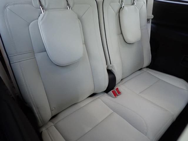 2023 Lincoln Aviator Vehicle Photo in ZELIENOPLE, PA 16063-2910