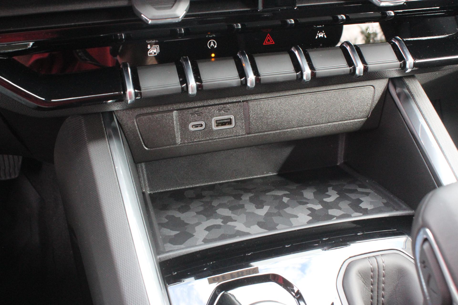 2026 GMC Canyon Vehicle Photo in AURORA, CO 80012-4011