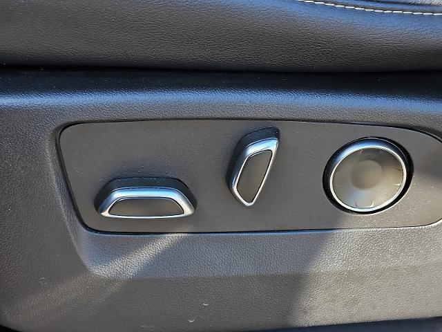 2024 Cadillac Escalade ESV Vehicle Photo in TREVOSE, PA 19053-4984