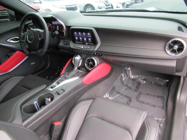 2024 Chevrolet Camaro Vehicle Photo in LEESBURG, FL 34788-4022