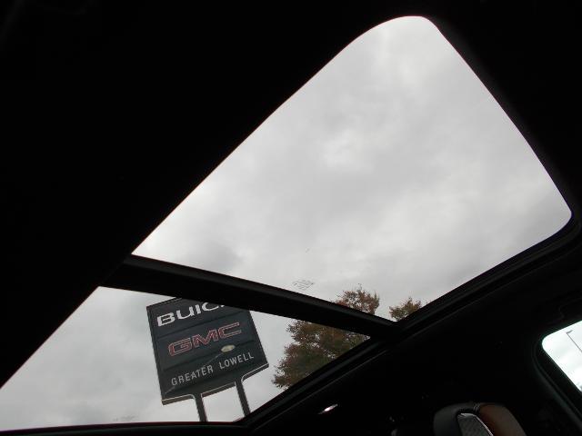 2023 GMC Yukon Vehicle Photo in LOWELL, MA 01852-4336