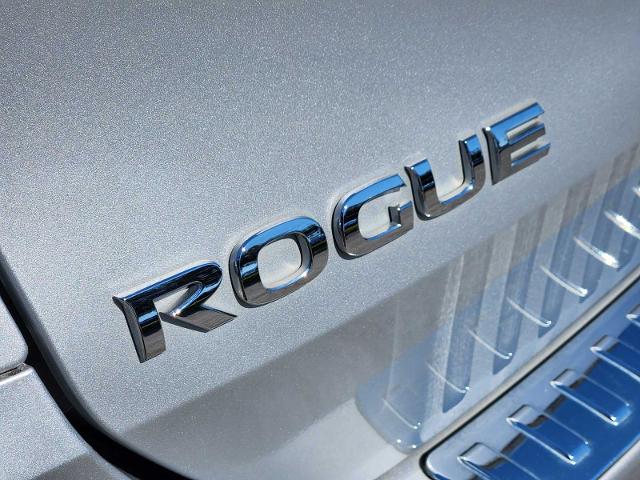 2018 Nissan Rogue Vehicle Photo in DENTON, TX 76210-9321