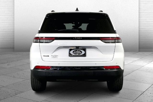 2023 Jeep Grand Cherokee Vehicle Photo in Kansas City, MO 64114