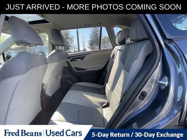 2020 Toyota RAV4 Vehicle Photo in Flemington, NJ 08822