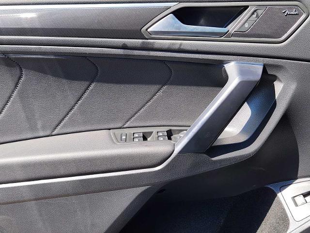 2021 Volkswagen Tiguan Vehicle Photo in DENTON, TX 76210-9321